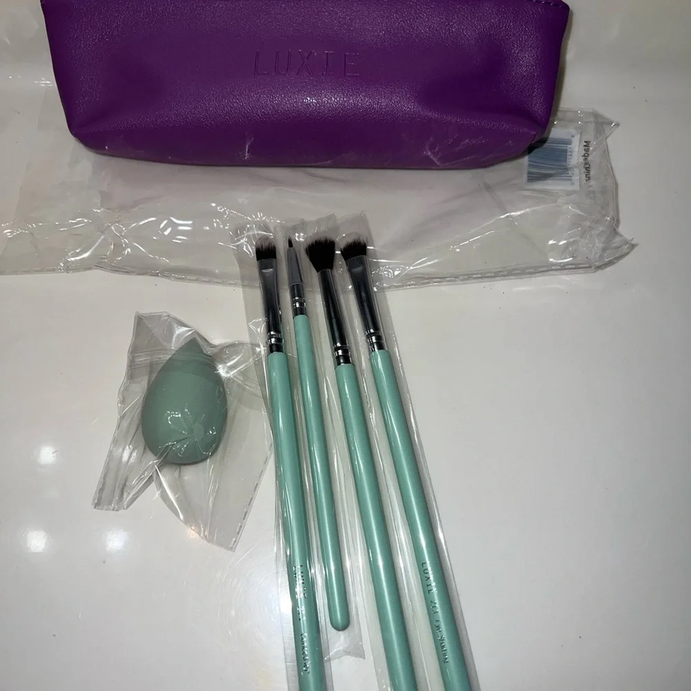 $6 Luxie Brush Set. New. $6 WHEN BUNDLED WITH 3 OR MORE ITEMS